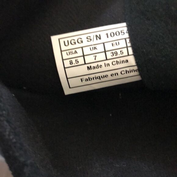 UGG Moto black leather boots distressed black so 8.5 - Picture 6 of 8